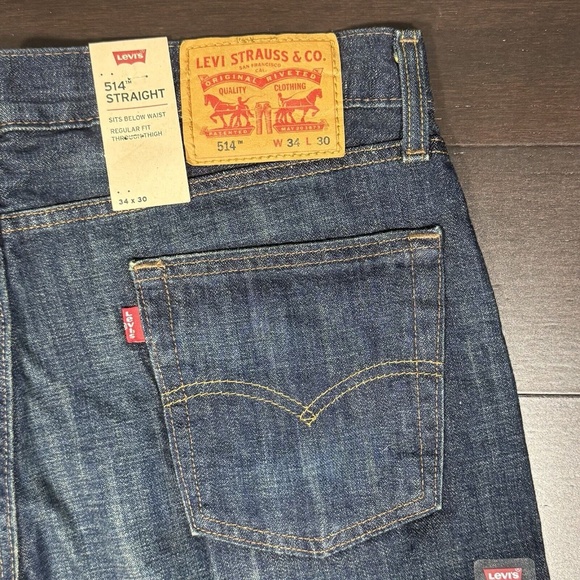 Levi's 514 Straight Dark Denim Jeans Size 34 x 30 Zip Fly Red Tab 104 - Picture 6 of 7